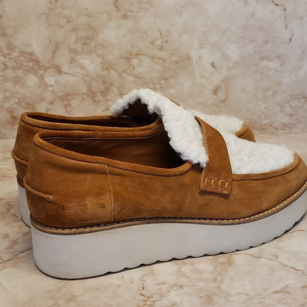 Vince tan suede and cream faux sherpa platforms women's loafers size 9 - Picture 7 of 8